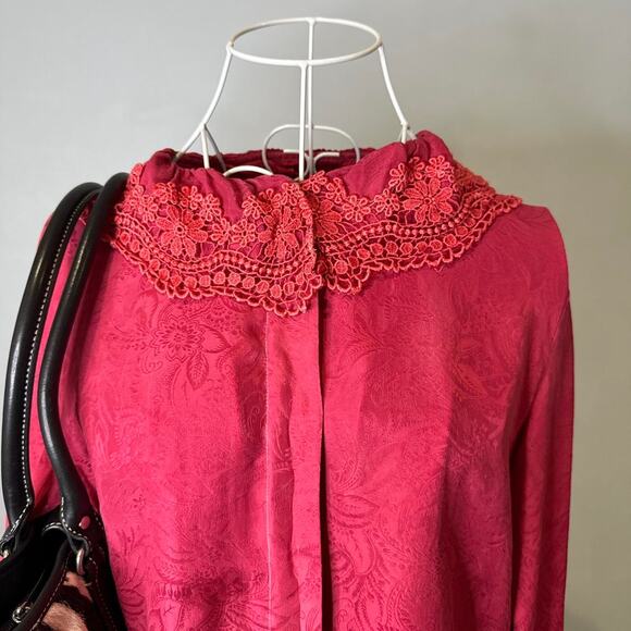 Gorgeous vintage silk lace ruffle button up blouse - Picture 6 of 8